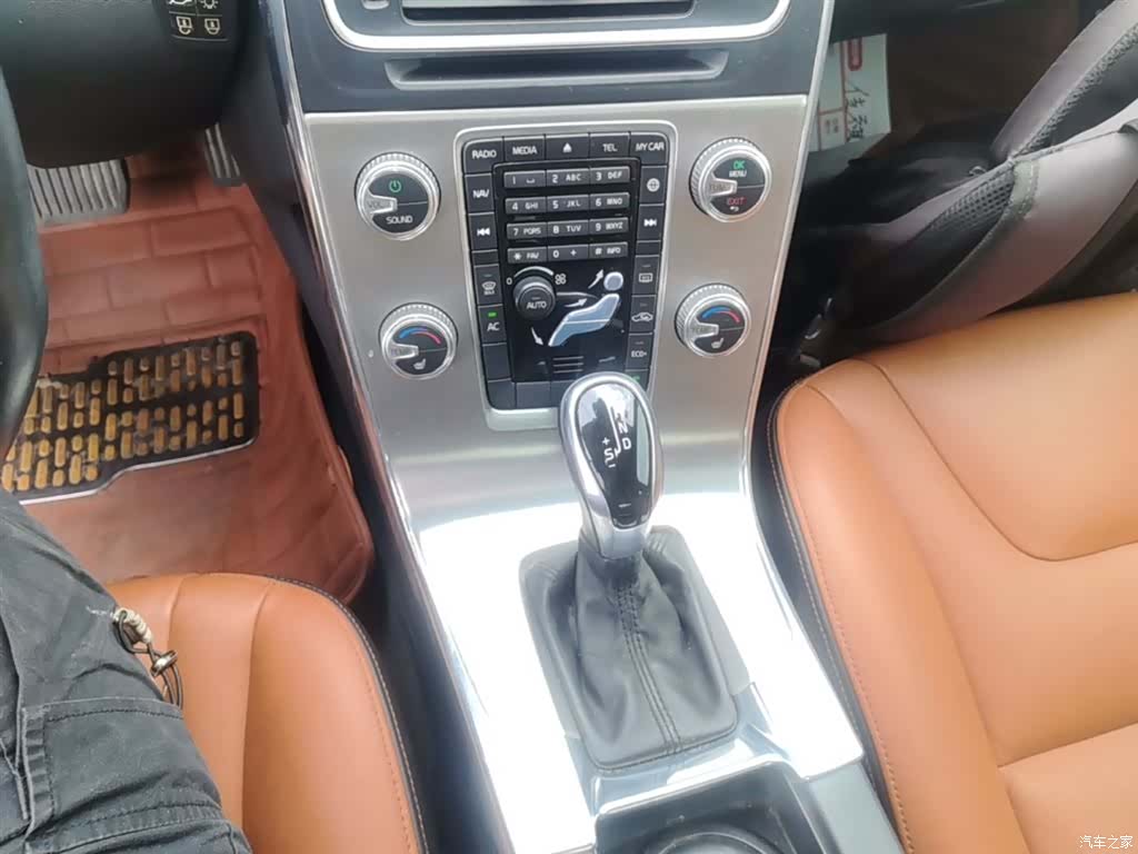 Volvo S60, 2015 14