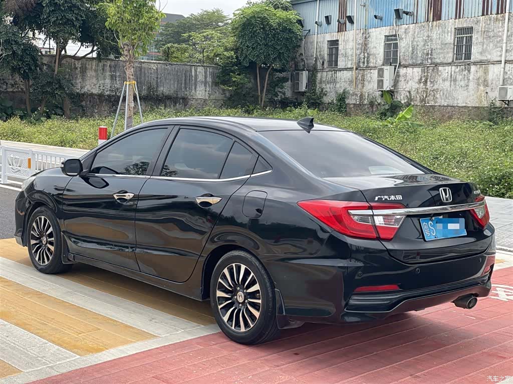 Honda Crider, 2015 4