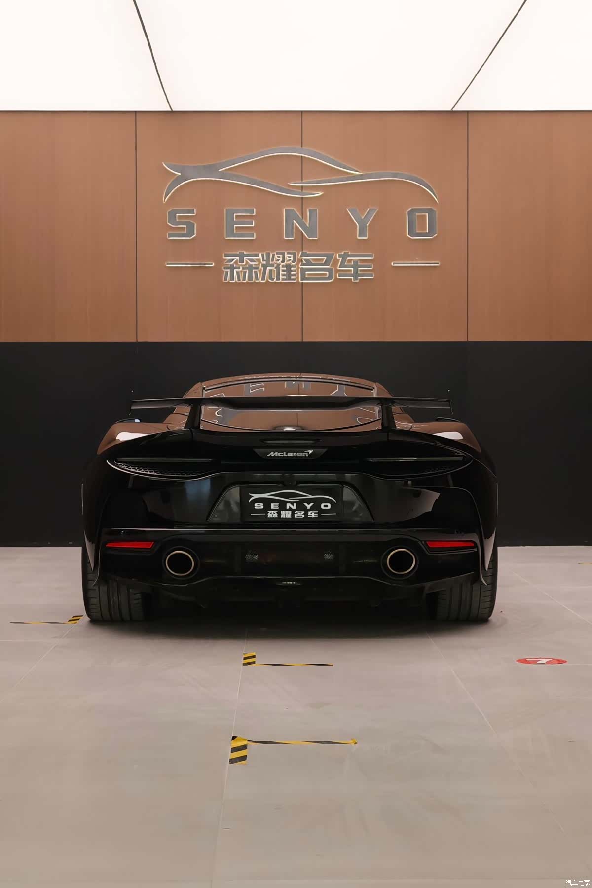 McLaren GT, 2022 11