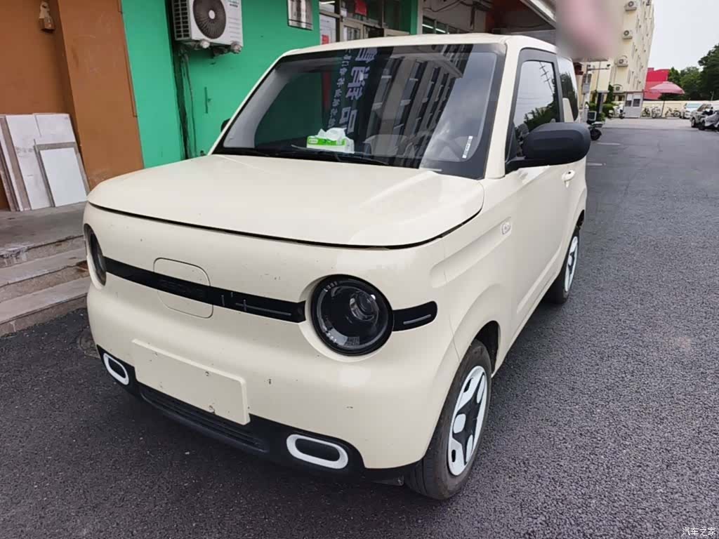 Geely Panda, 2025 1