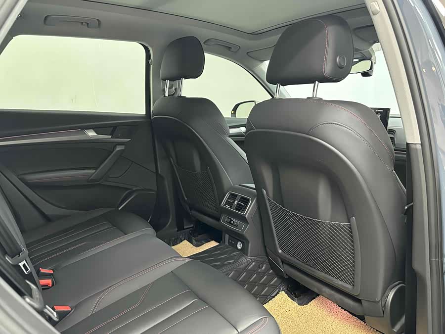 Audi Q5L 2022, фото 18