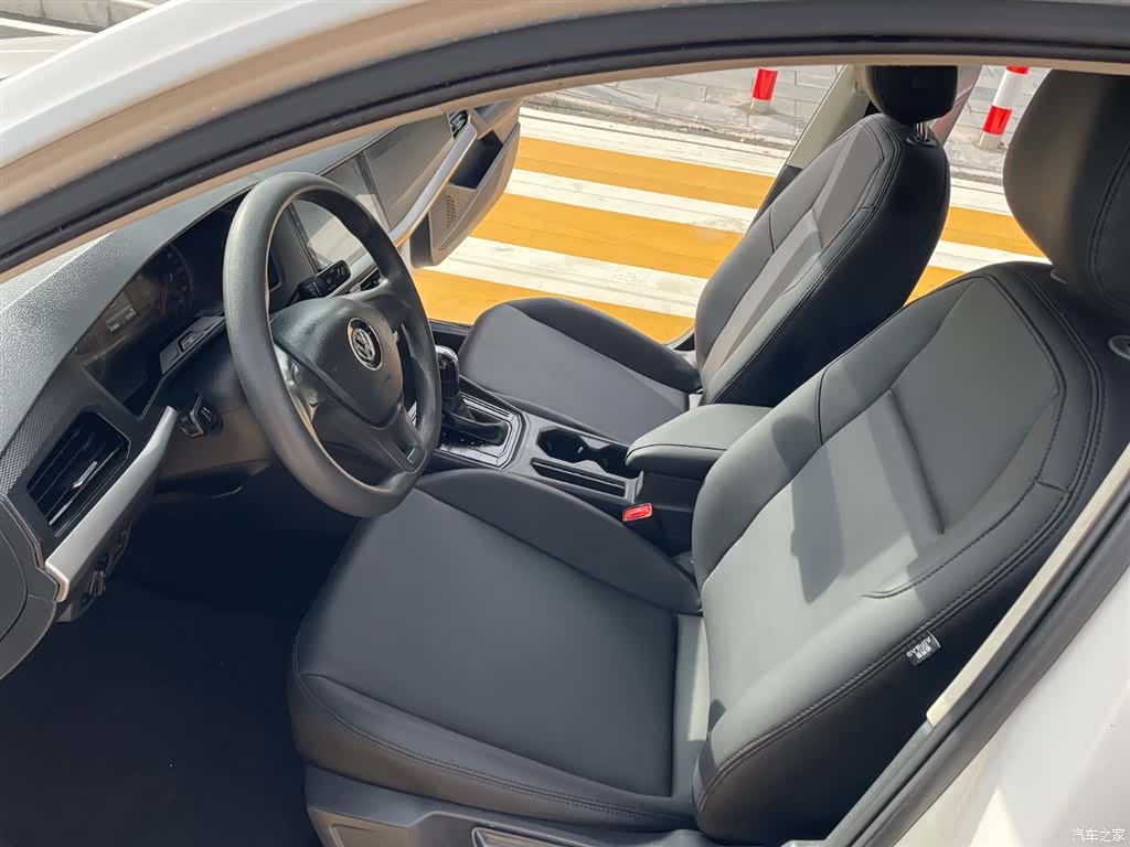 Volkswagen Lavida, 2020 9
