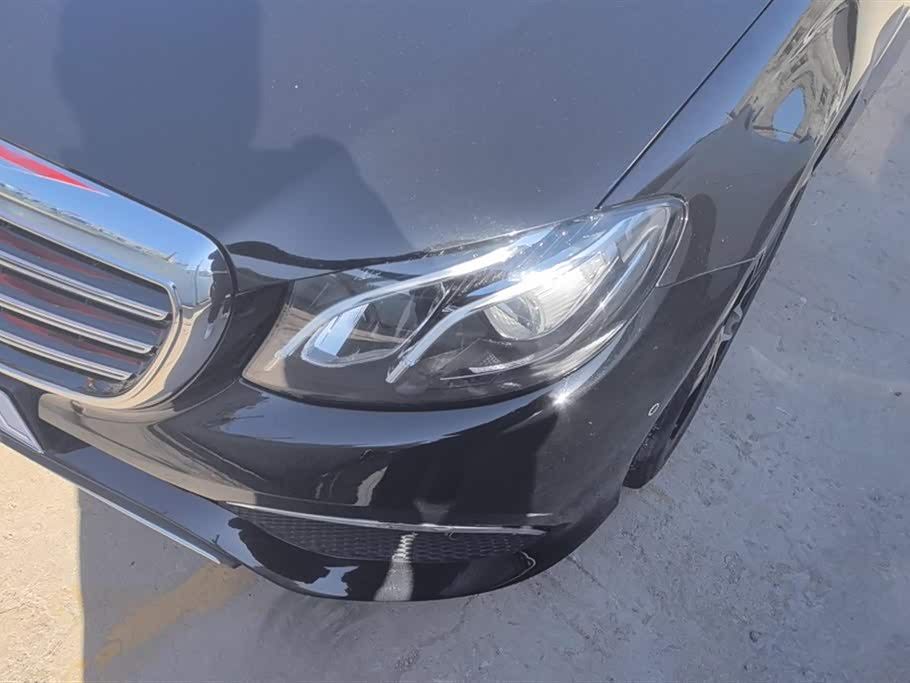 Mercedes-Benz E-class Mercedes-Benz E-class