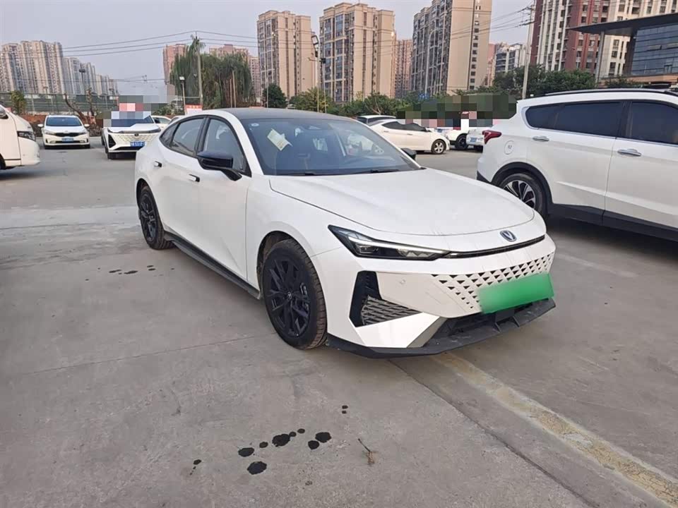 Changan UNI-V