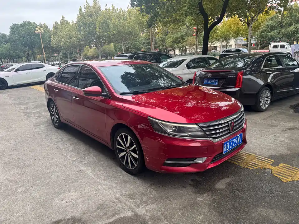 Roewe i6