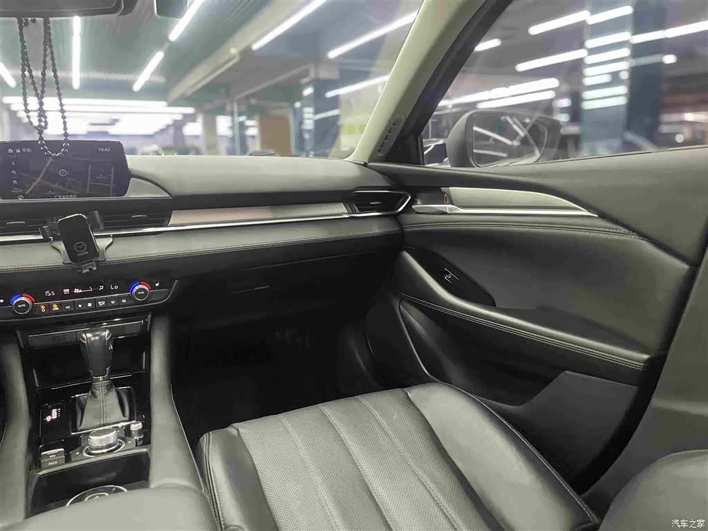Mazda Atenza, 2021 12