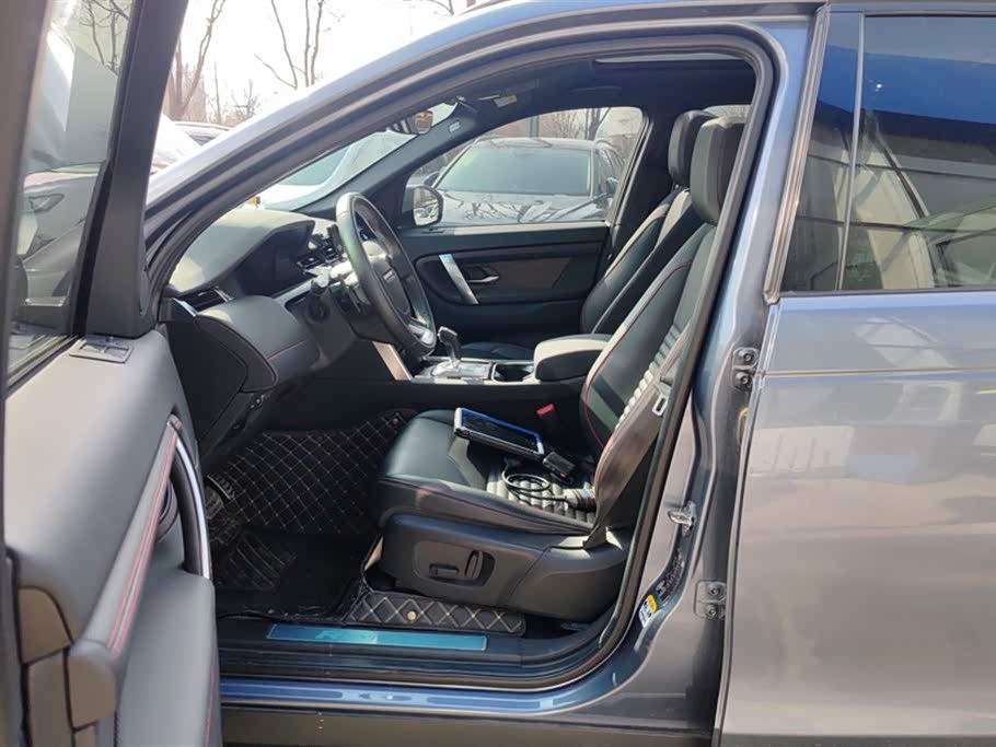 Land Rover Discover sports