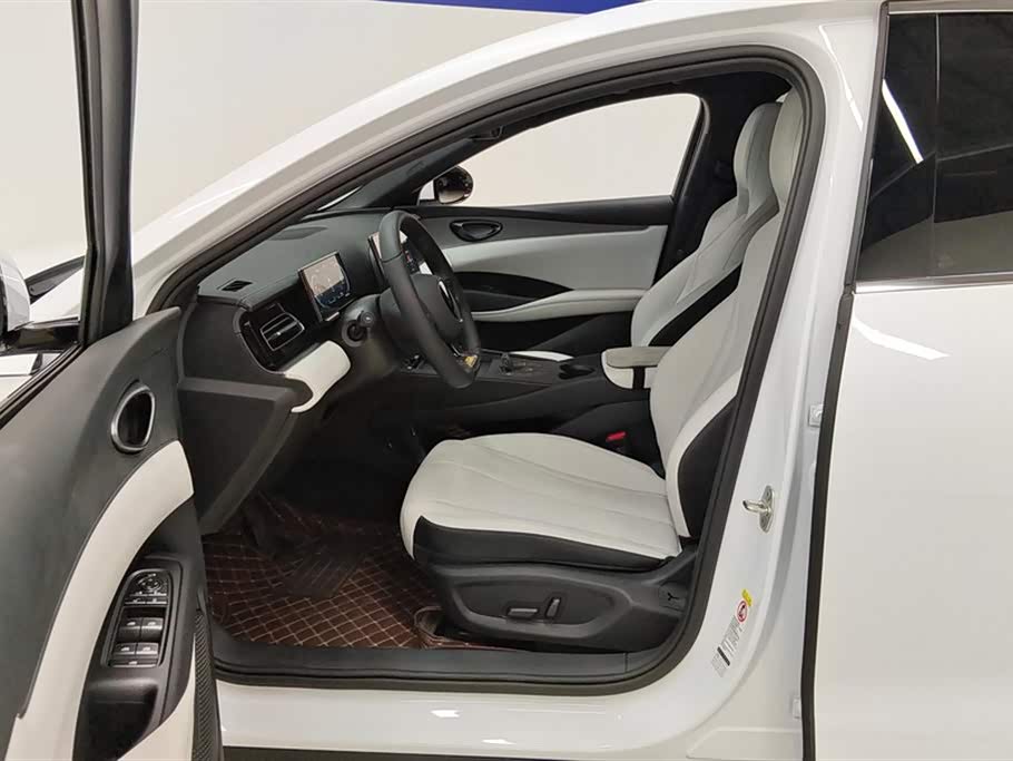 BYD Seal 06