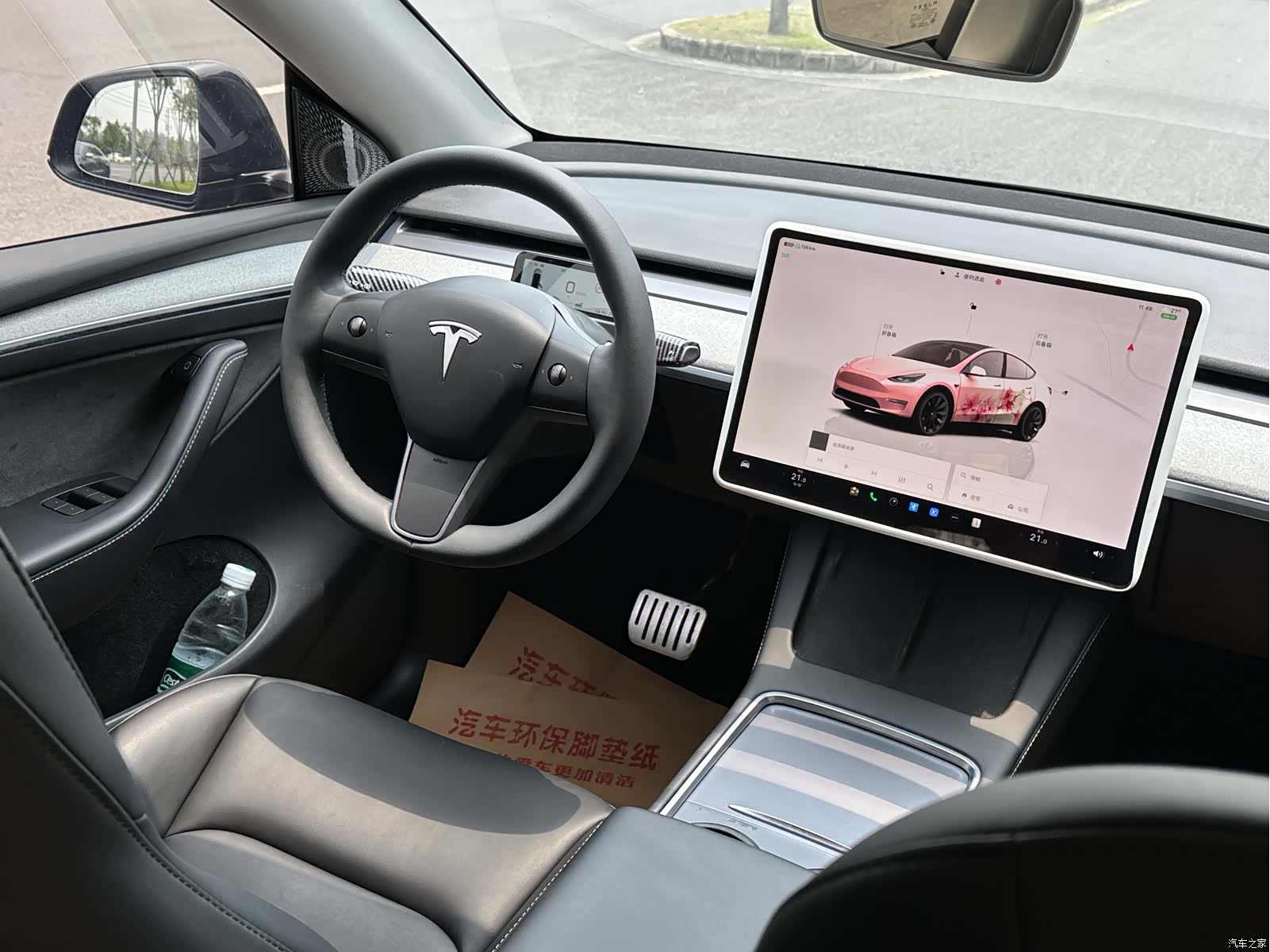 Tesla Model Y, 2024 15