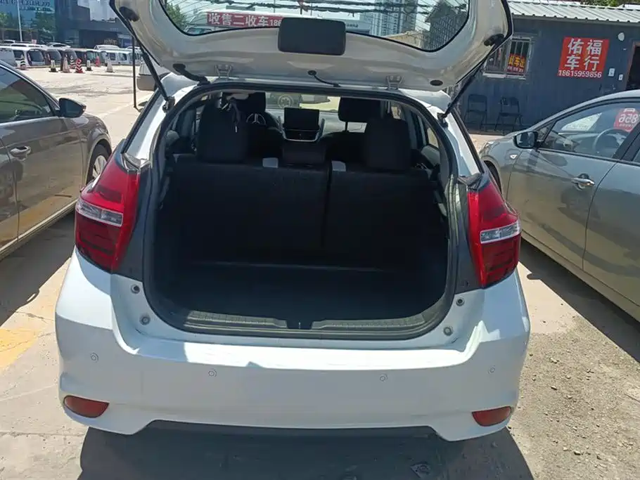 Toyota YARiS L Zhixuan