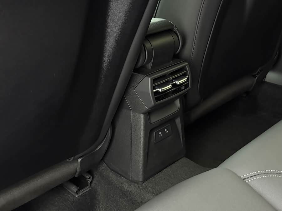 Audi A3 2023, фото 15