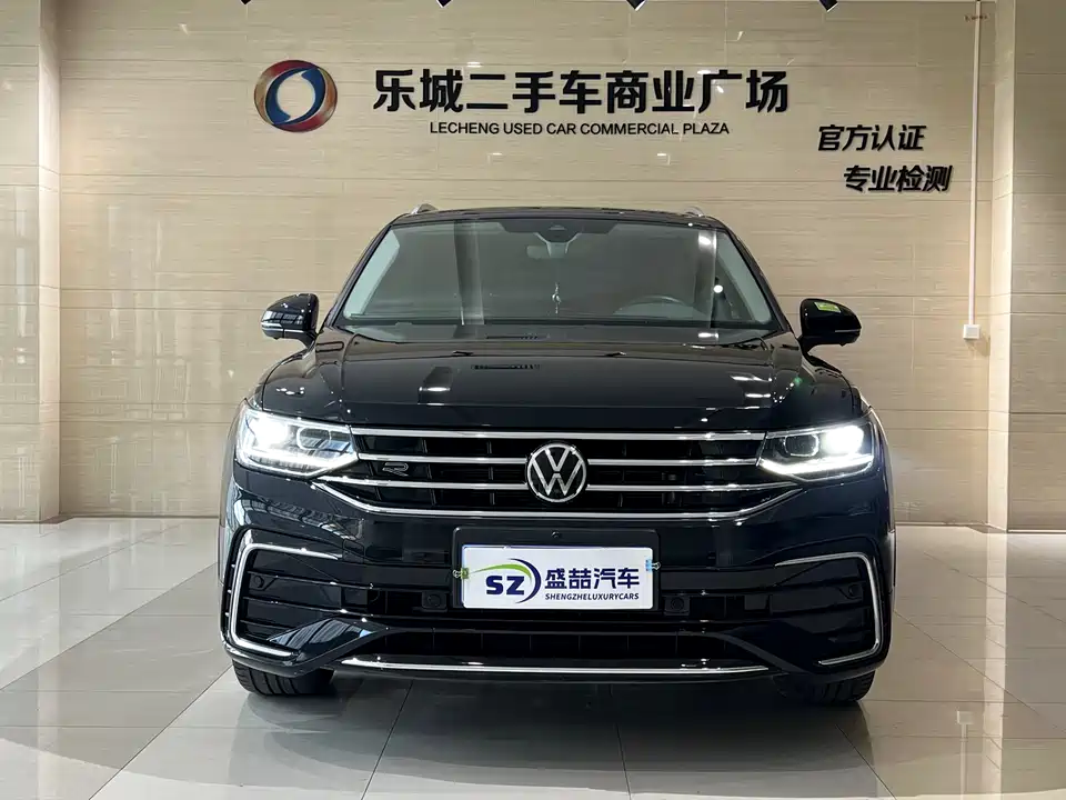 Volkswagen Tiguan L