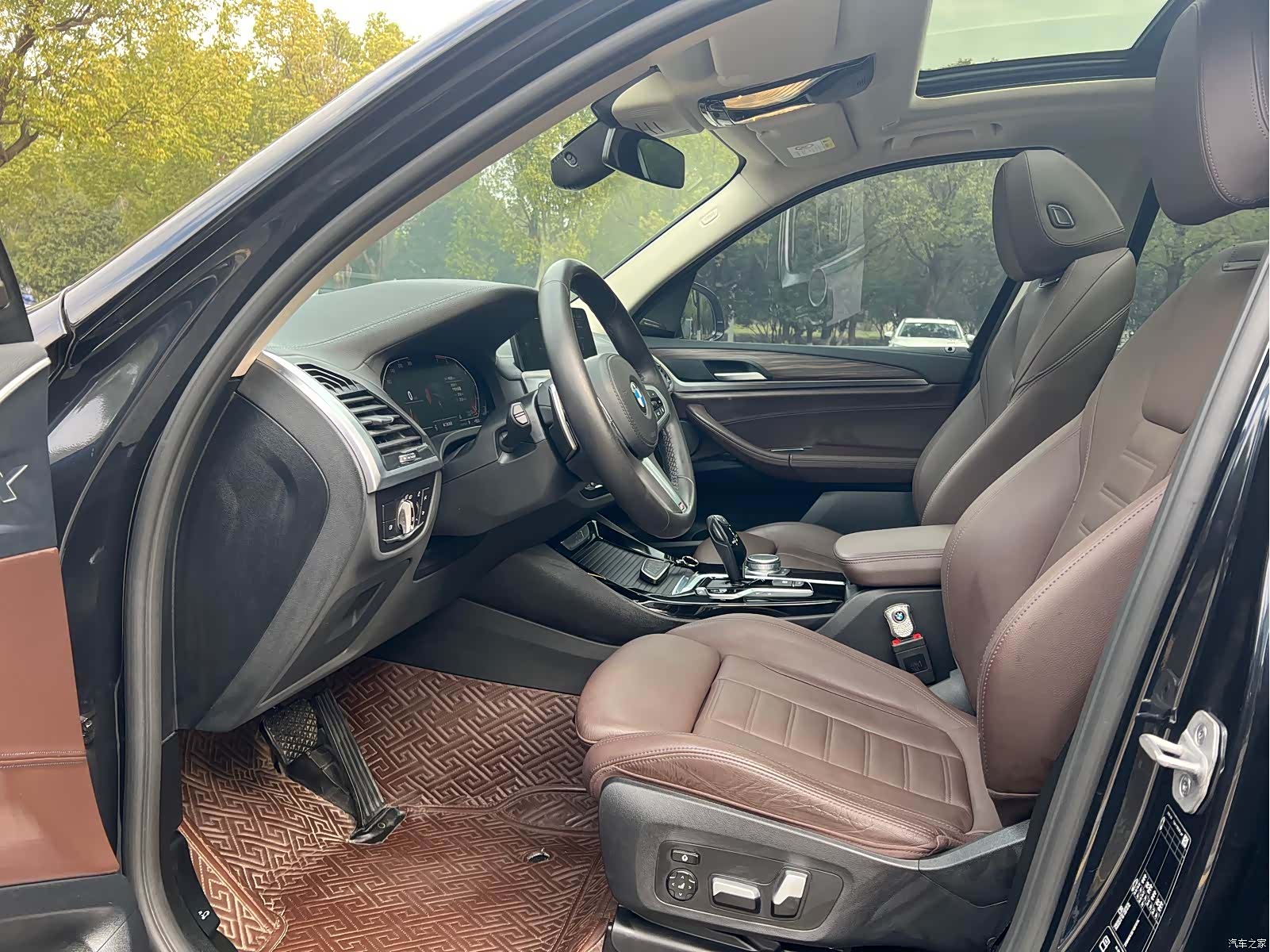 BMW X3, 2022 все фото