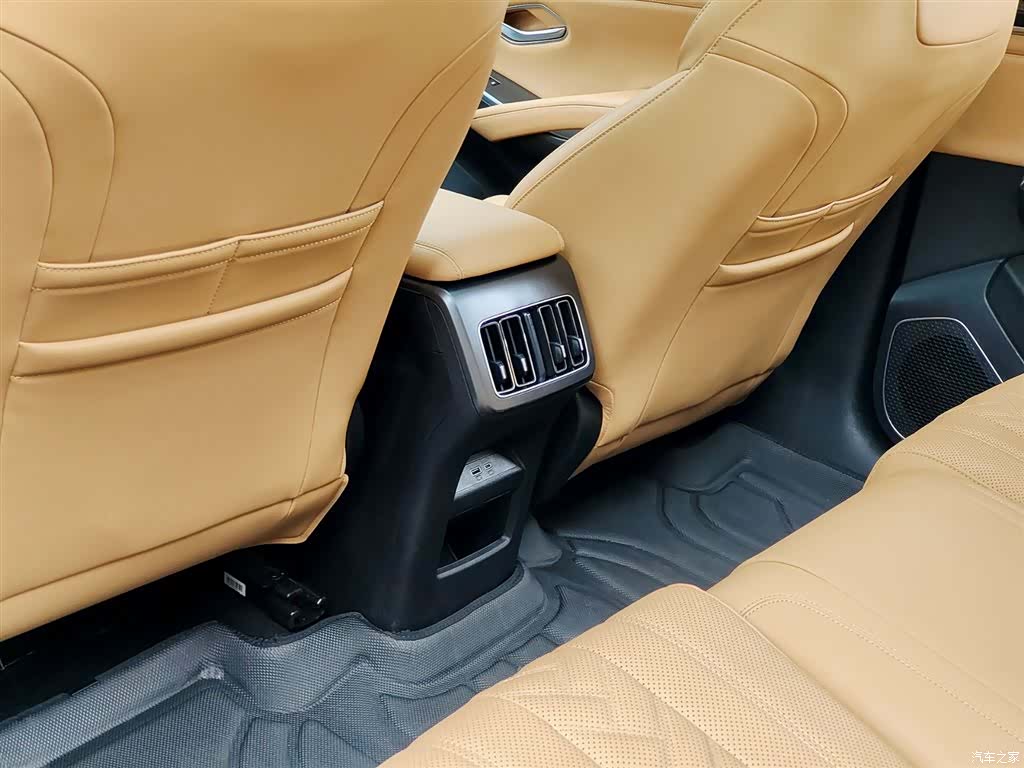 BYD Song, 2024 9