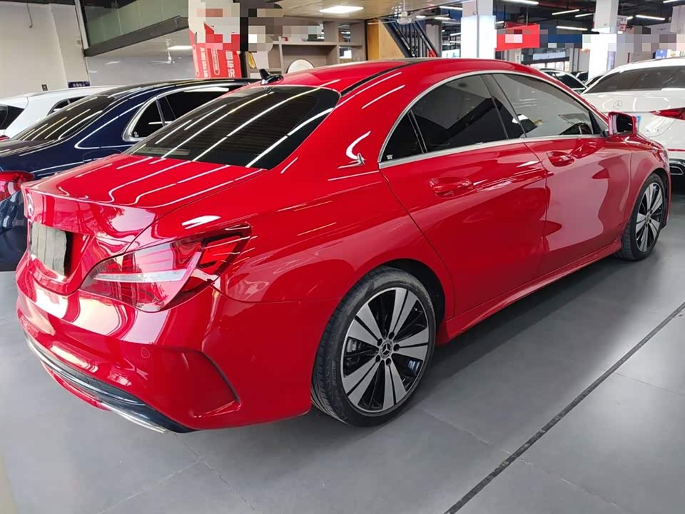Mercedes-Benz CLA