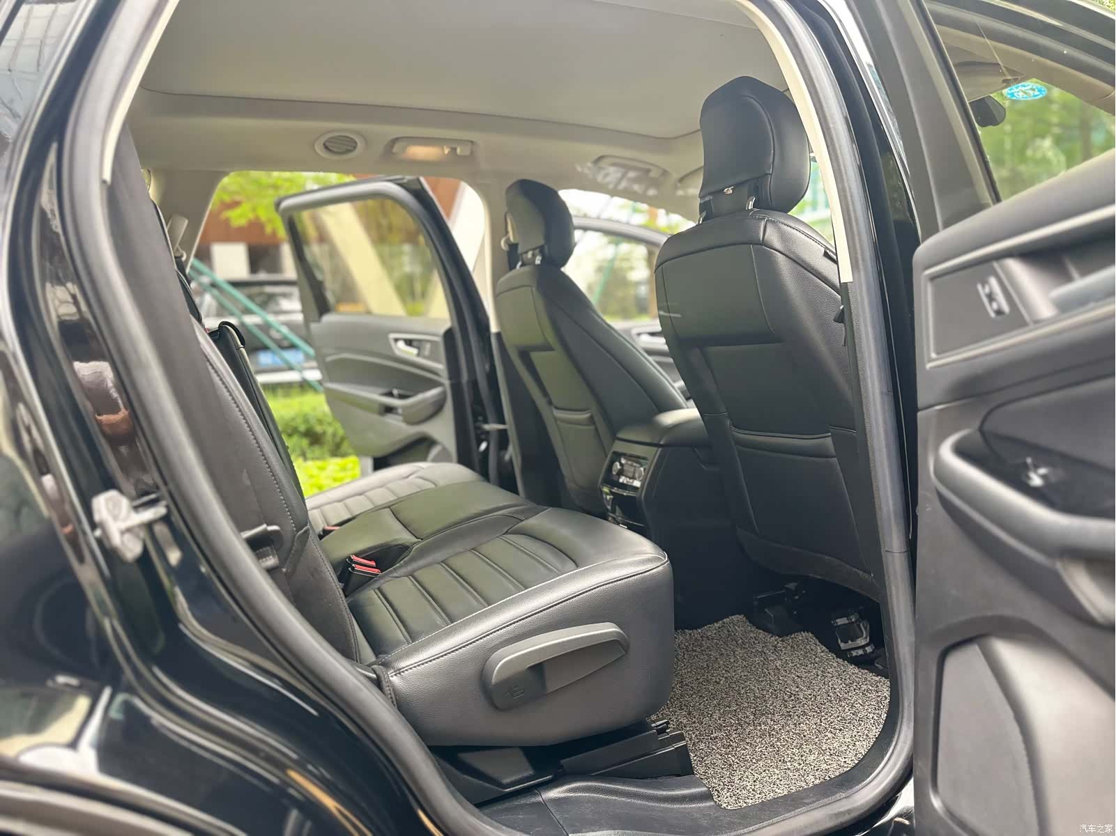 Ford Edge, 2018 10