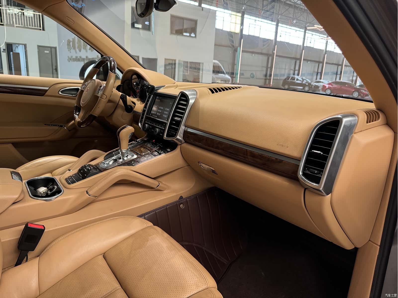 Porsche Cayenne, 2012 25