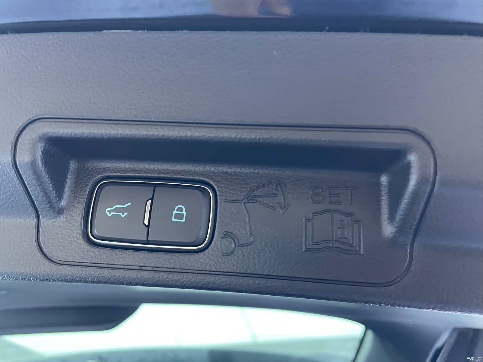 Ford Explorer, 2020 28