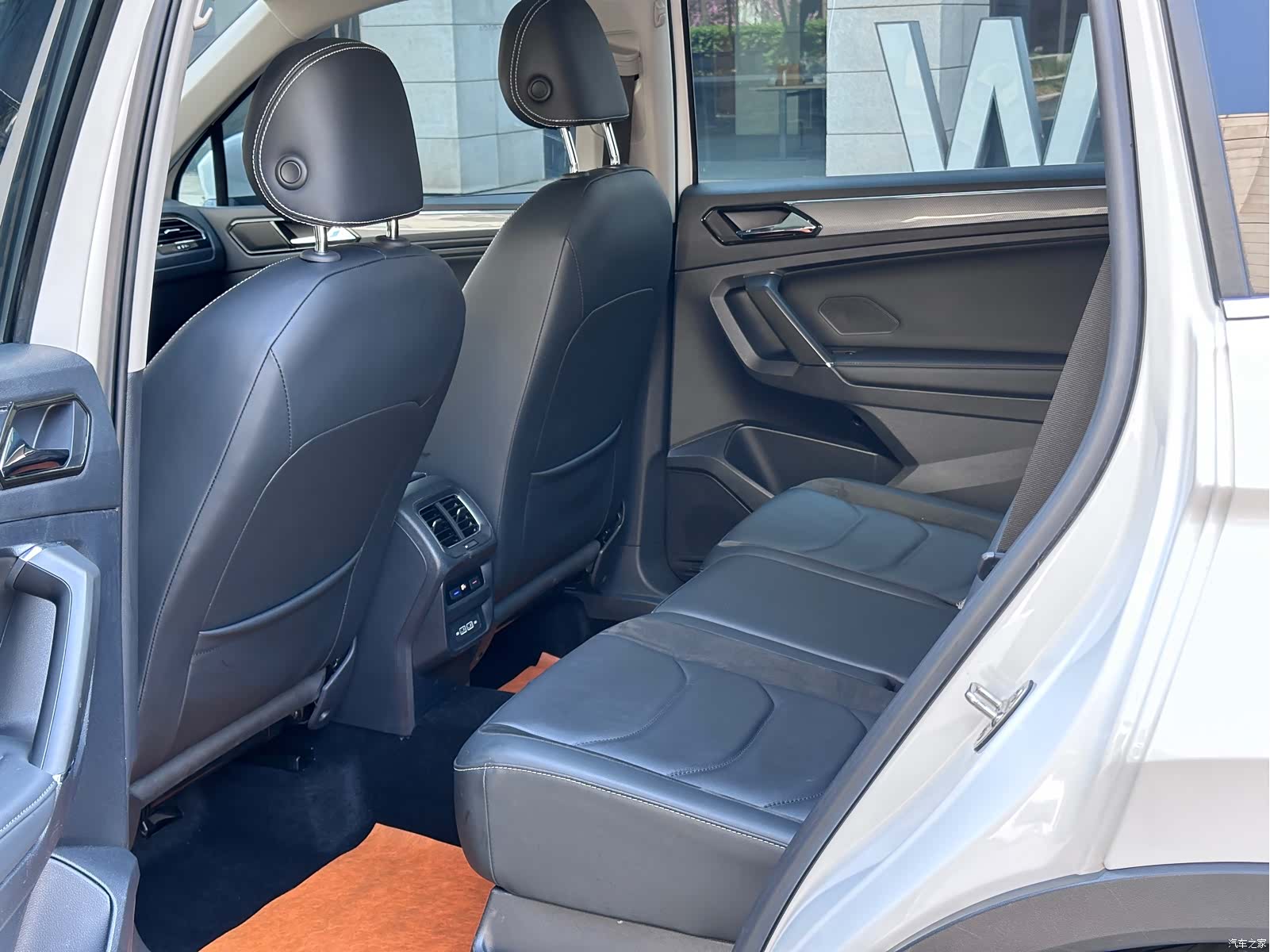 Volkswagen Tiguan L, 2021 22