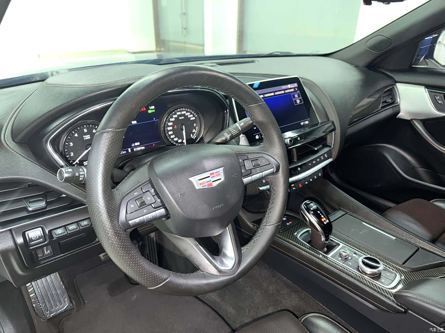 Cadillac CT5, 2021 все фото