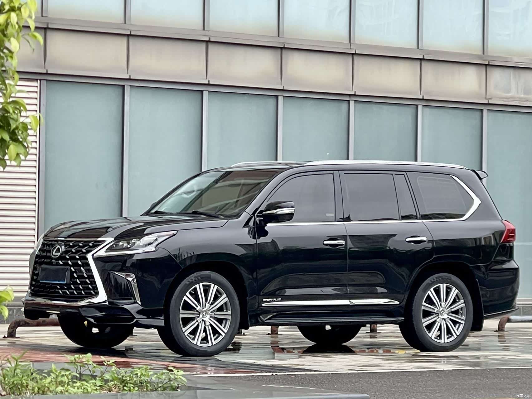 Lexus LX, 2017 3