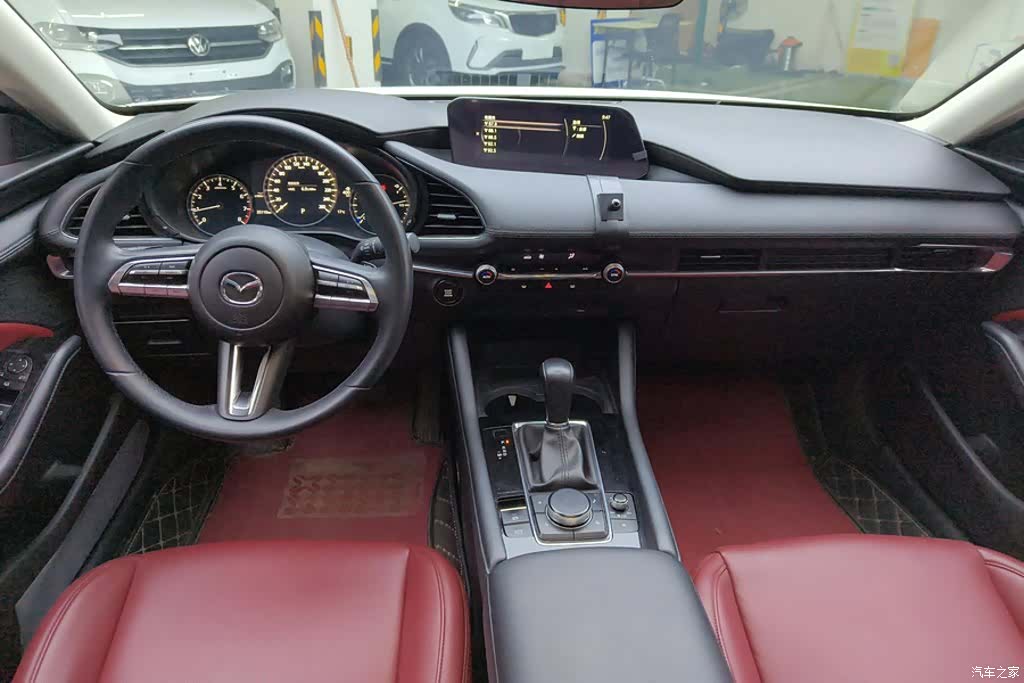 Mazda Mazda3, 2021 12