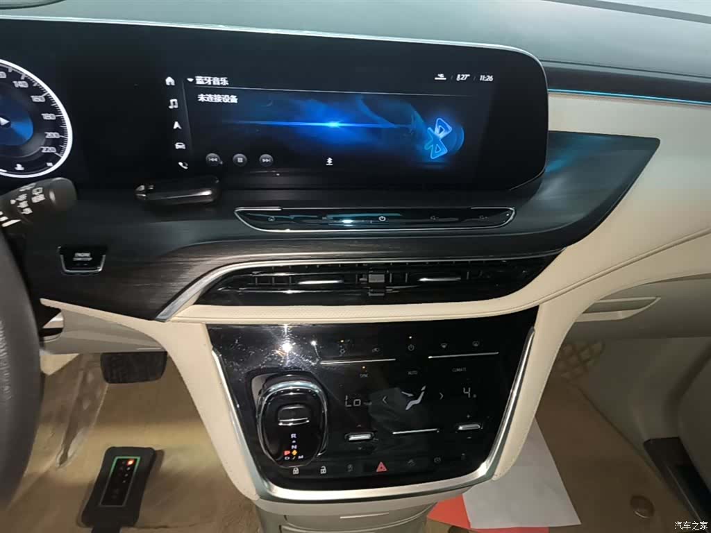 Buick GL8, 2022 13