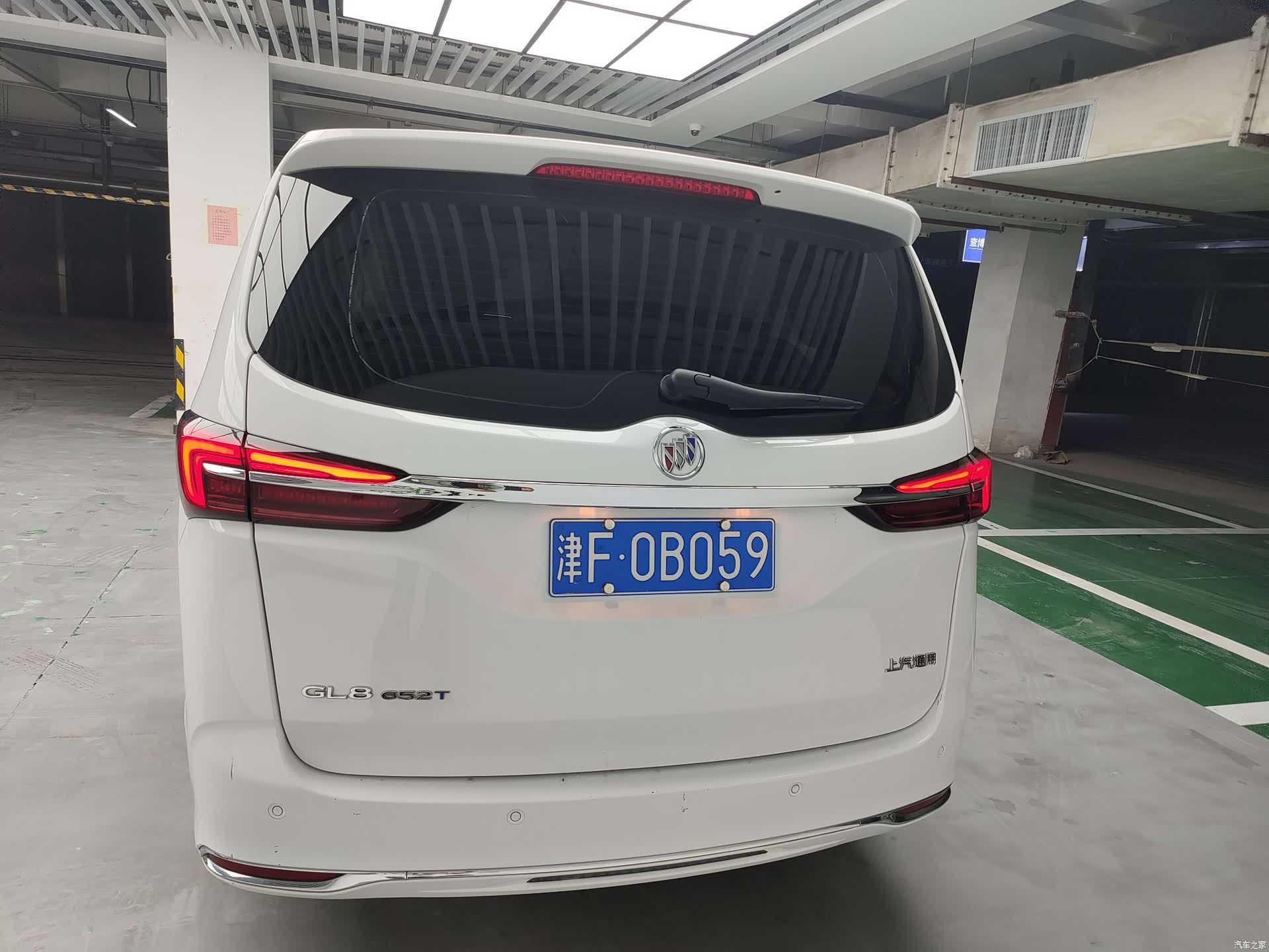 Buick GL8, 2022 6