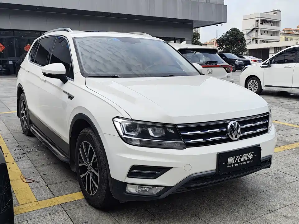 Volkswagen Tiguan L