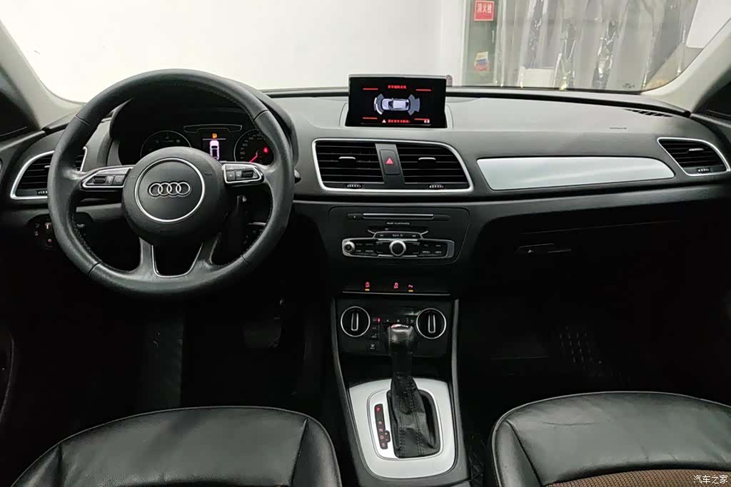 Audi Q3, 2017 12