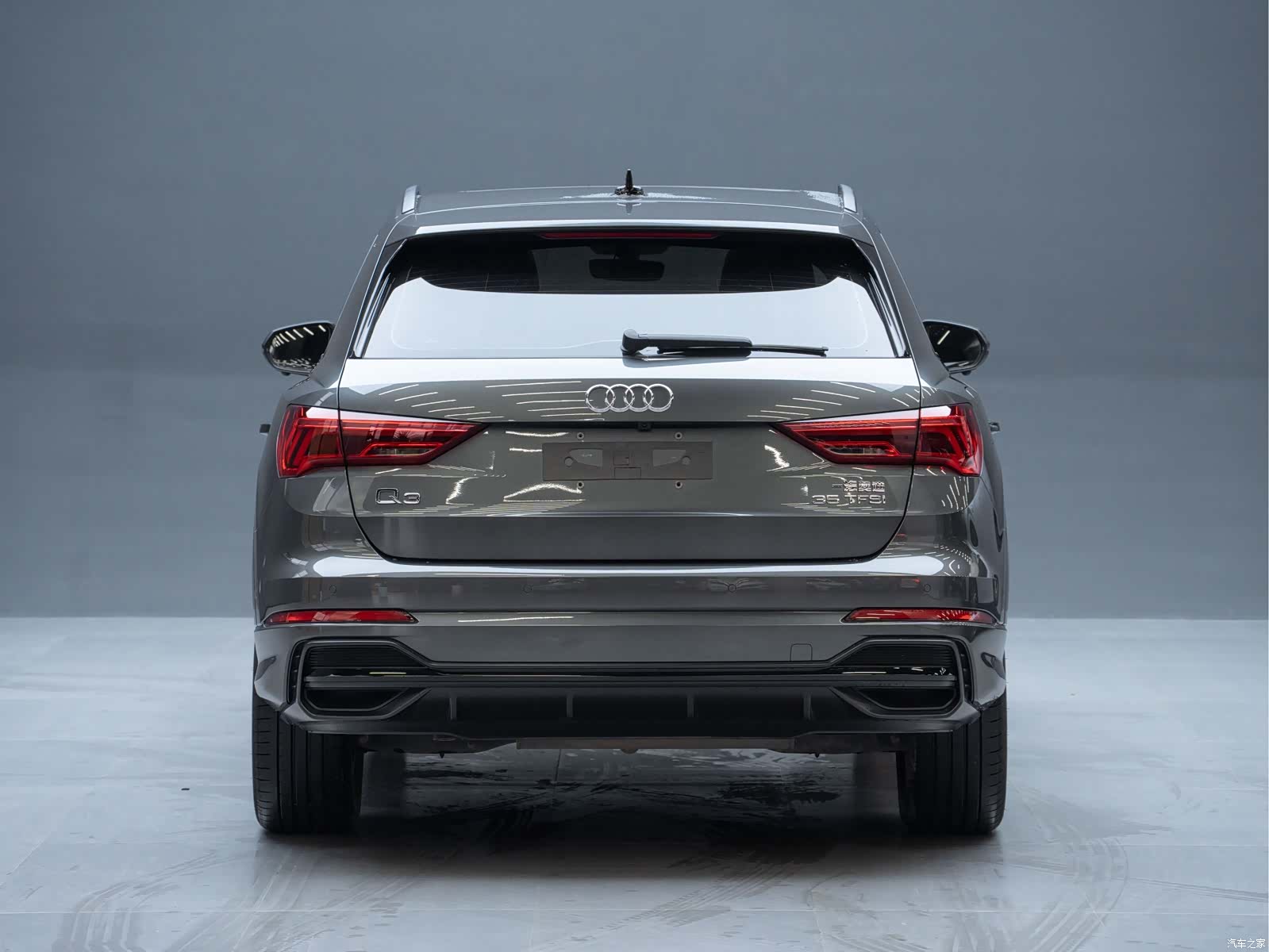 Audi Q3, 2023 10