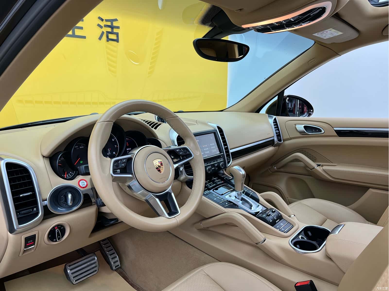 Porsche Cayenne, 2016 все фото