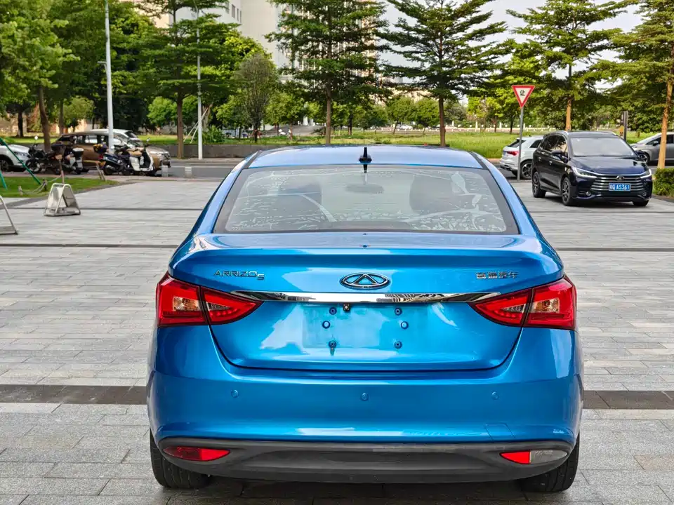 Chery Arrizo 5