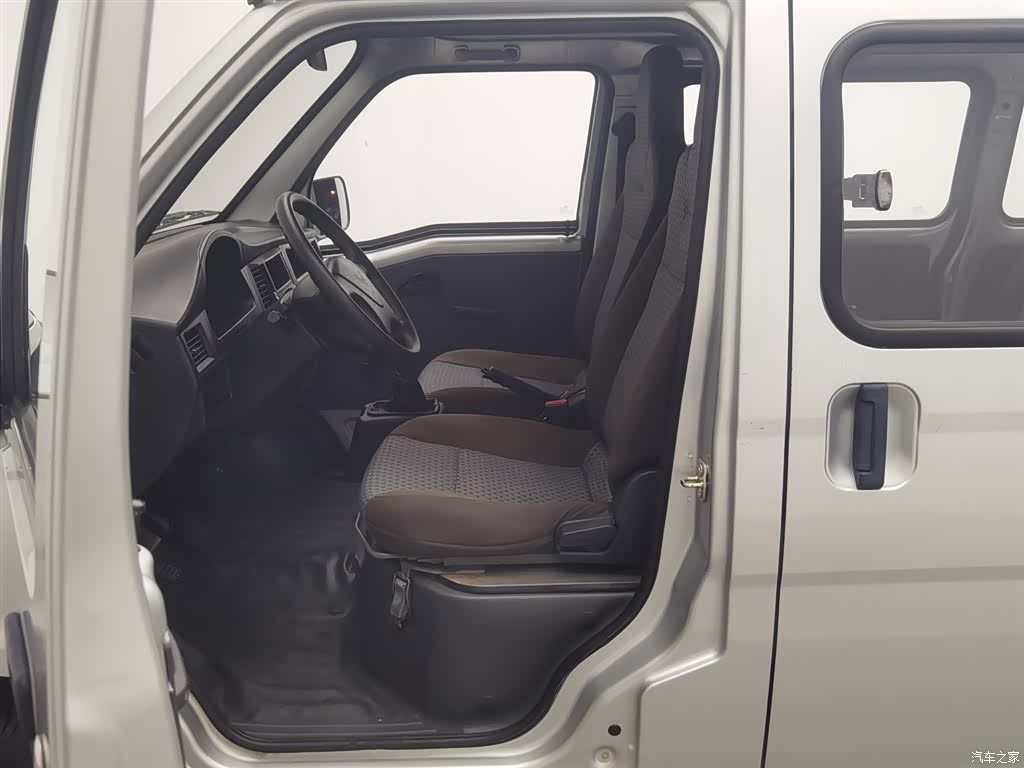 Wuling VI, 2020 10