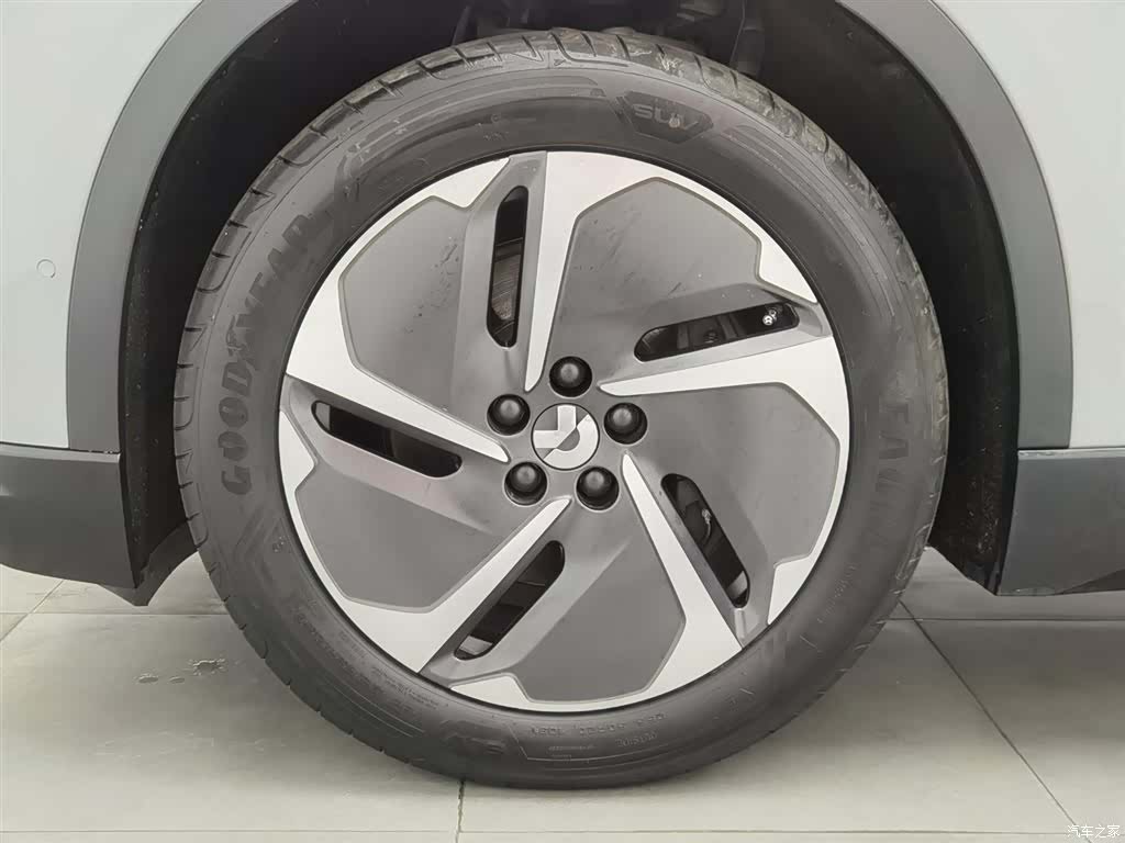 NIO ES6, 2024 17