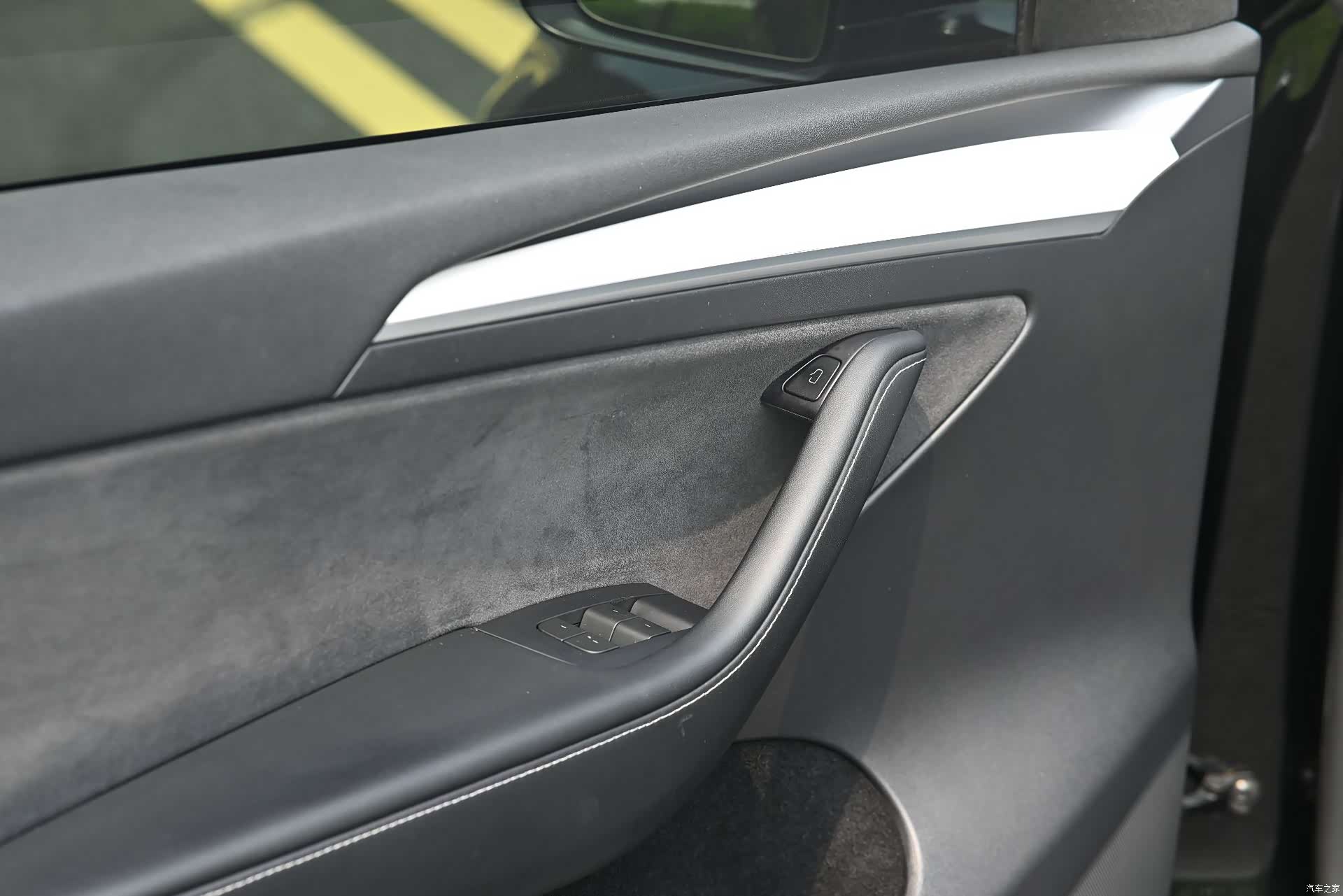 Tesla Model Y, 2023 11