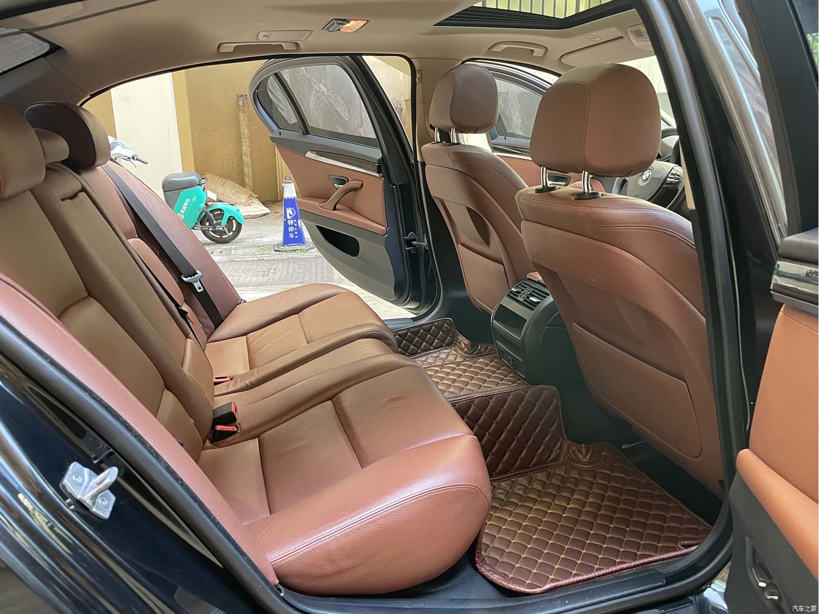 BMW 5 Series, 2014 12