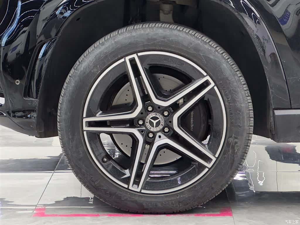 Mercedes-Benz GLS, 2023 4