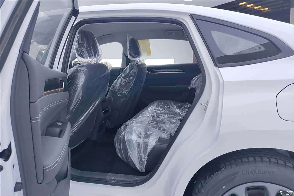 Wuling Starlight, 2026 11