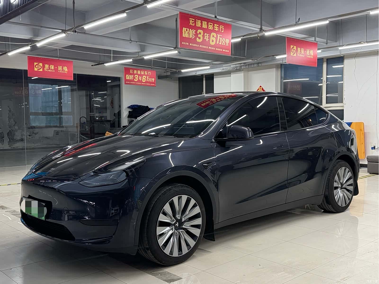 Tesla Model Y, 2024 1