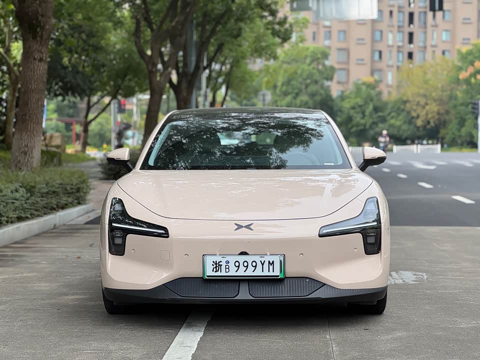 XPENG MONA M03