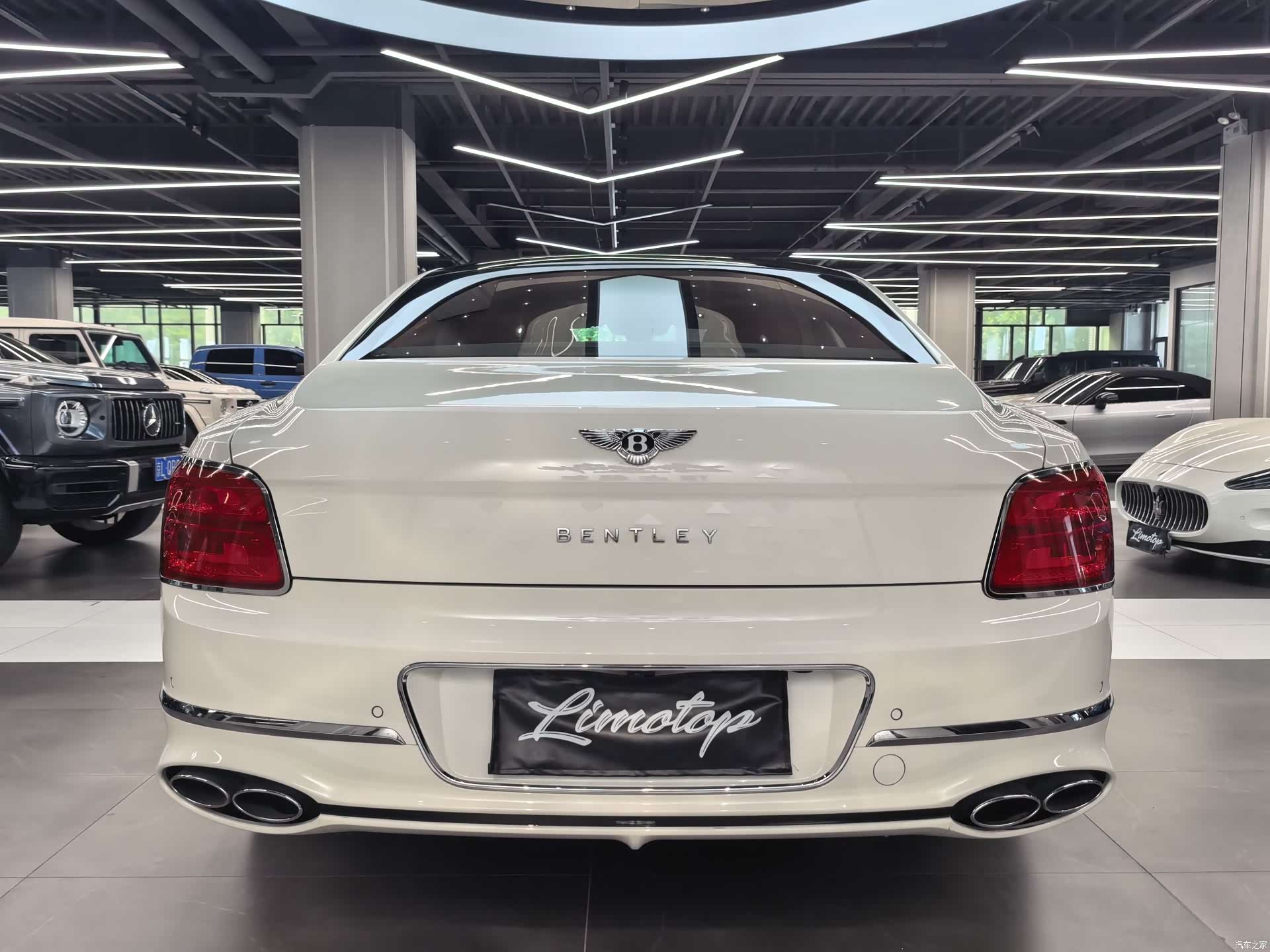 Bentley Flying Spur, 2022 все фото