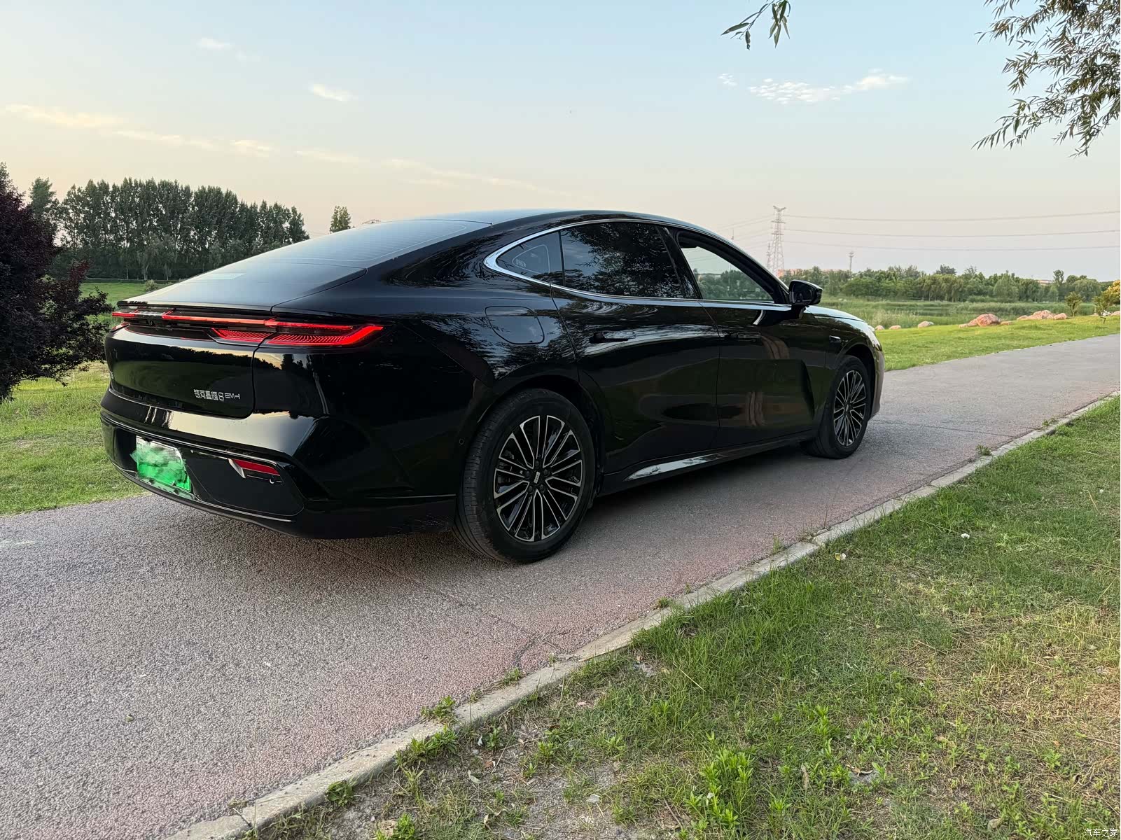 Geely 8, 2025 7