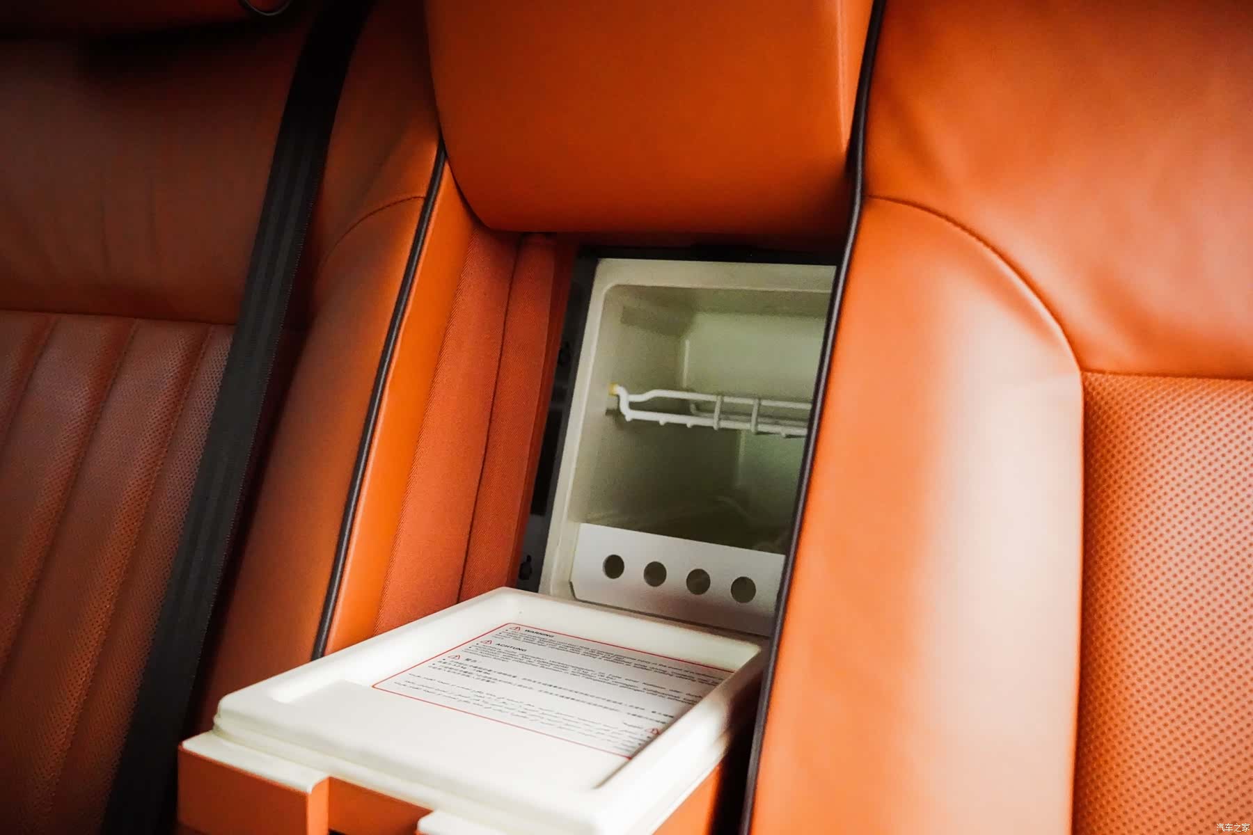 Bentley Flying Spur, 2013 21