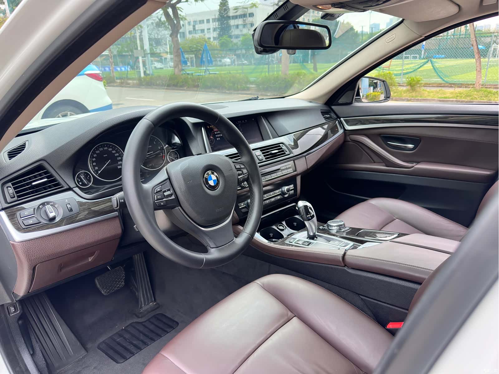 BMW 5 Series, 2016 9