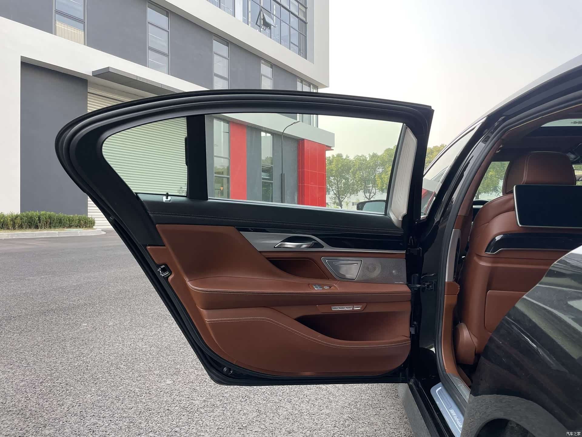 BMW 7 Series, 2016 10