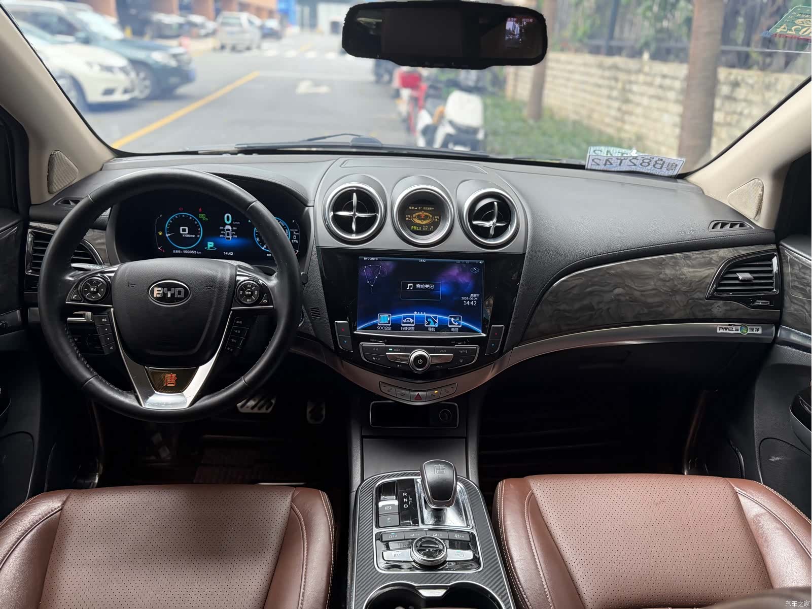 BYD Tang, 2016 10