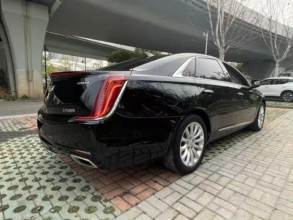 Cadillac XTS