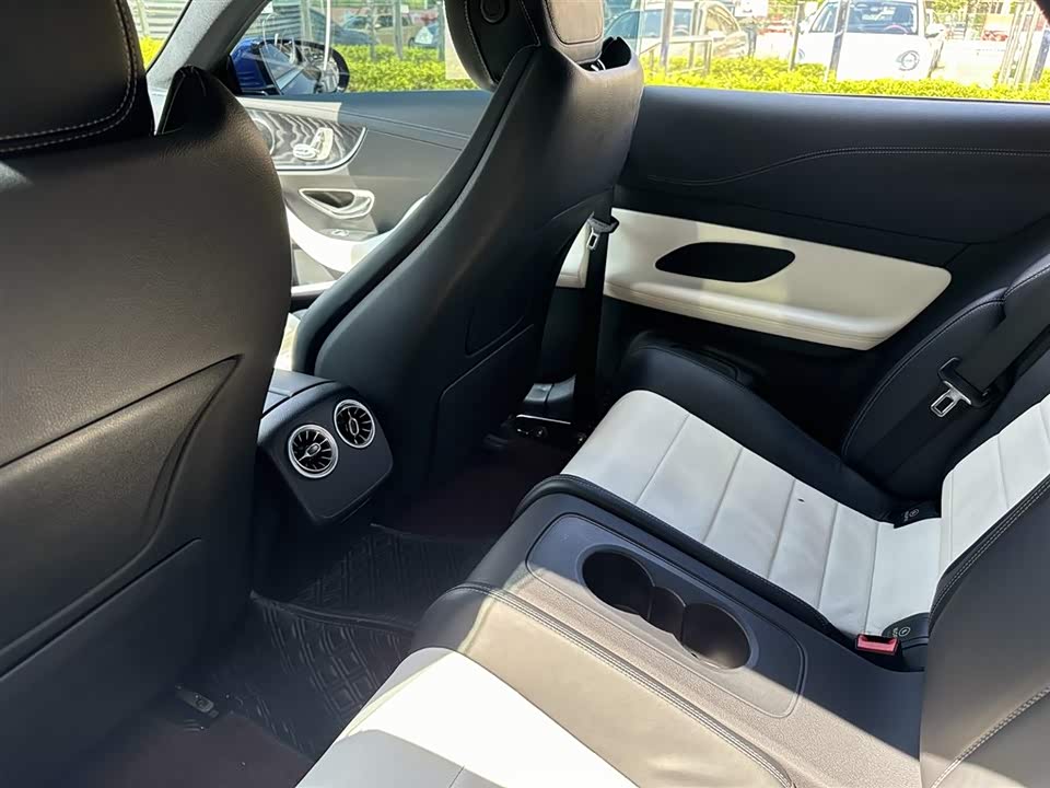 Mercedes-Benz E-class Mercedes-Benz E-class