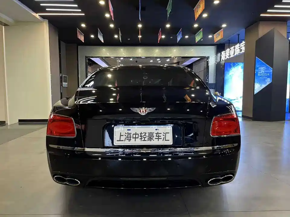 Bentley Flying